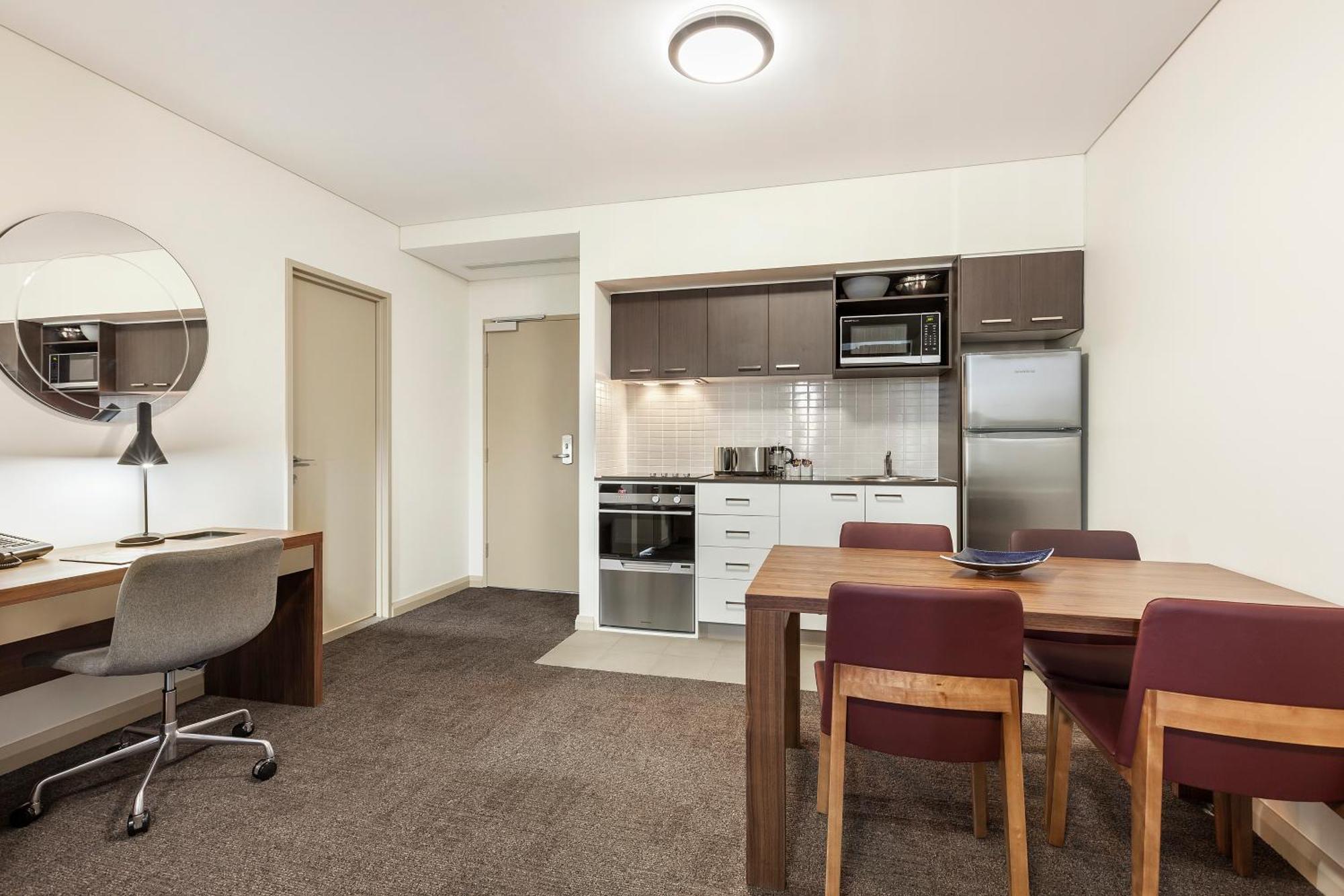 Aparthotel Quest At Olympic Park